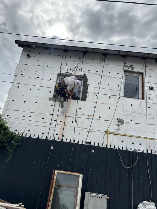 Alpinisti utilitari / tencuieli devirative, placari , lucrari inaltime