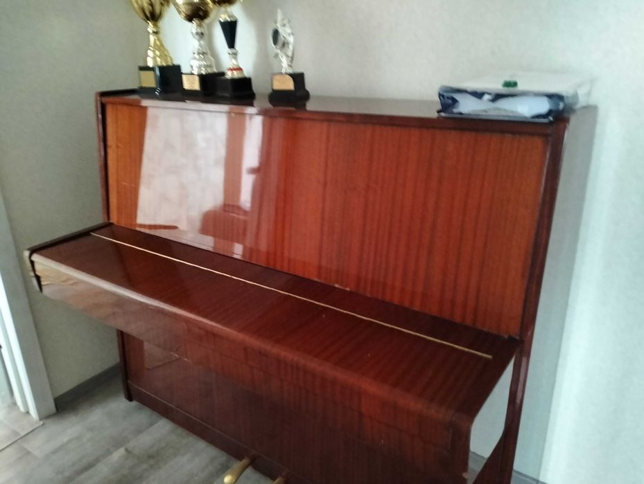 Продам пианино "Беларусь*