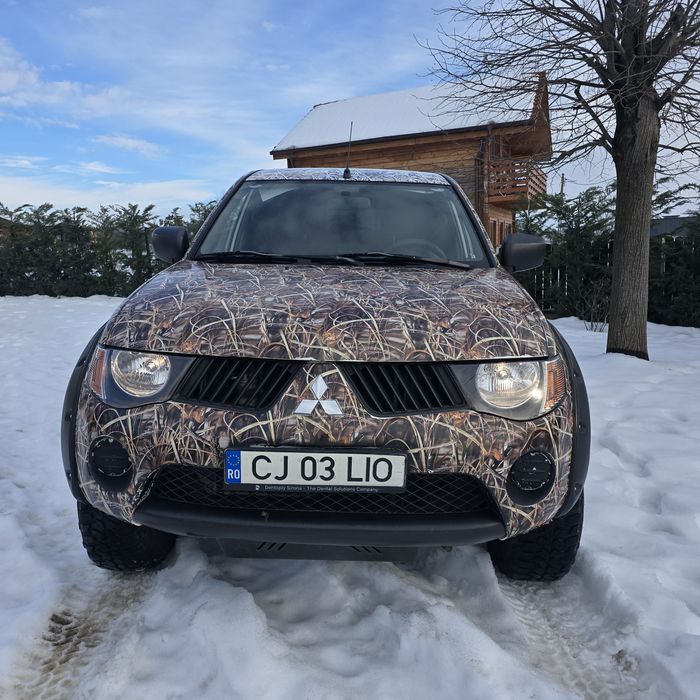 Vând Mitsubishi L200