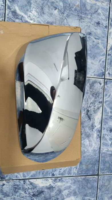 Ornament cromat oglinzi Toyota RAV4