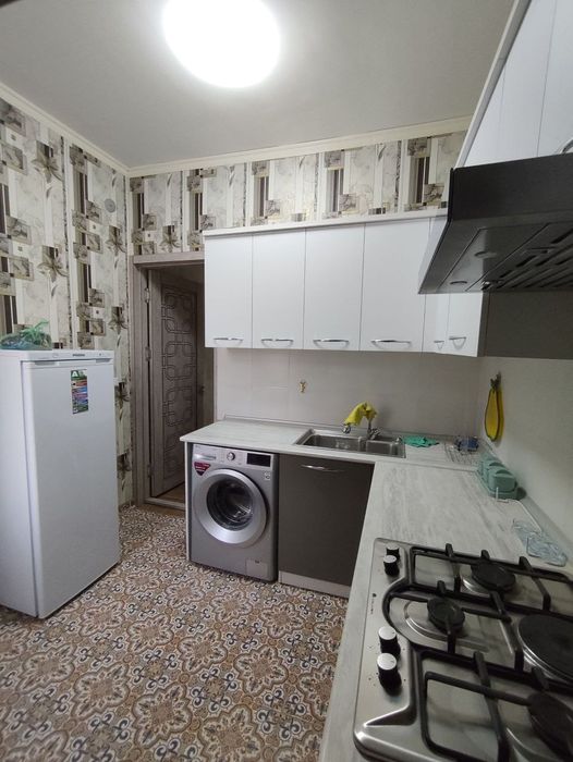 FARG'ONA SHAXAR frunze massiv sayohat yonida yangi g'shtlik uy sotilad