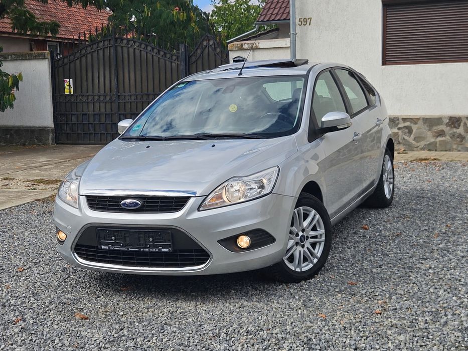 Ford Focus  -Anul 2010- 1.6(Benzină) ,115 Cai