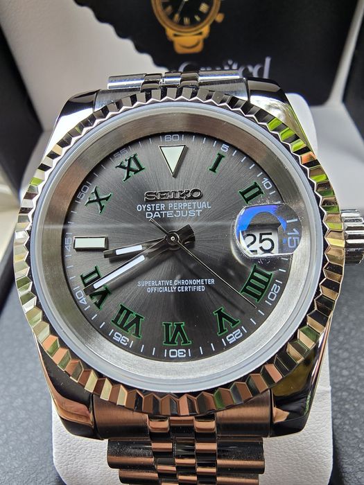 Seiko DateJust Grey