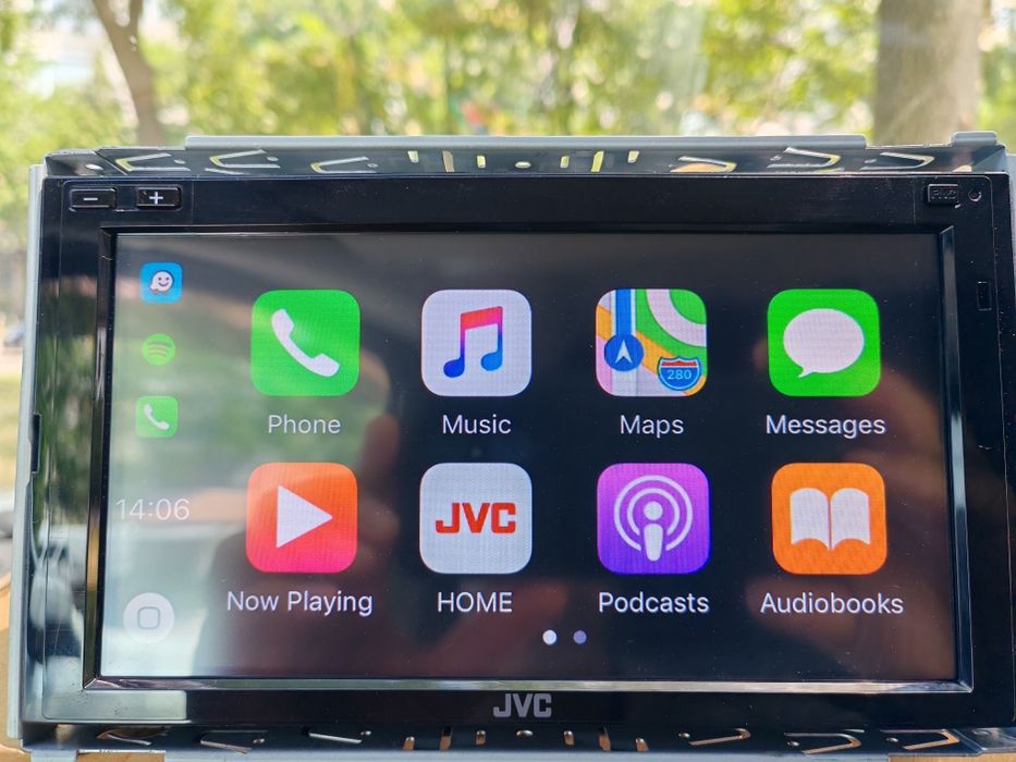 Мултимедия JVC KW-M730BT