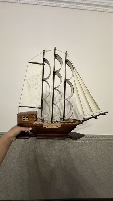 Корабль ручнои работы