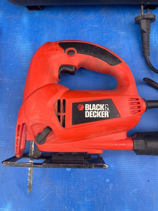 Fierăstrău pendular Black&Decker original