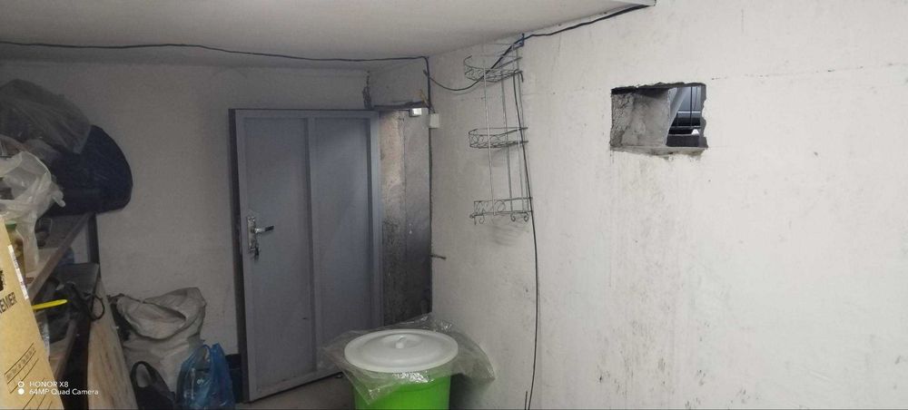 Срочна! Своя! Продается 3х(4) ком.кв. Эшонгузар Райцентр Микрорайон -1