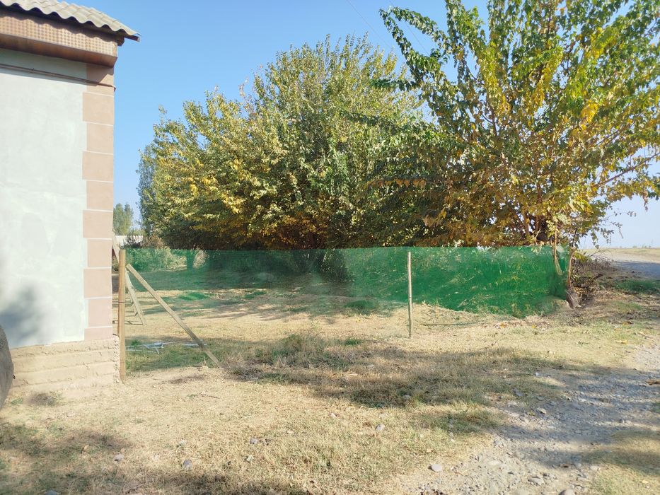 Участка сотилади