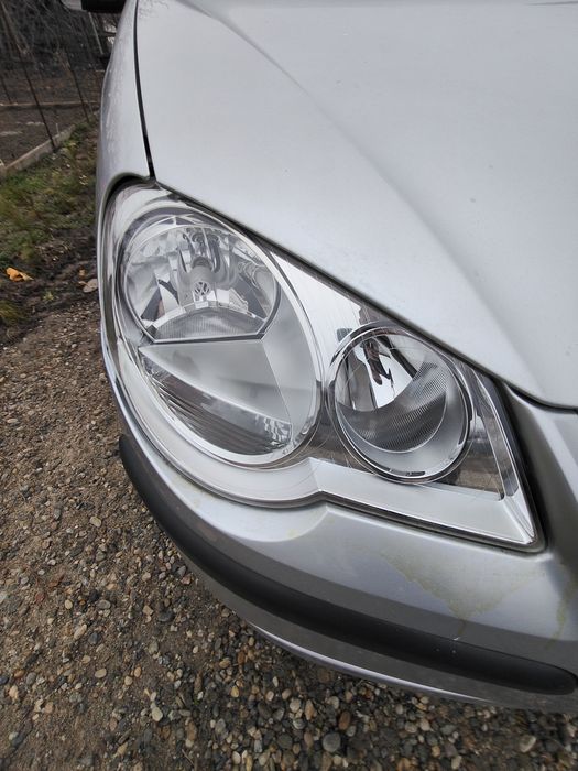 Detailing auto  polimerizare faruri
