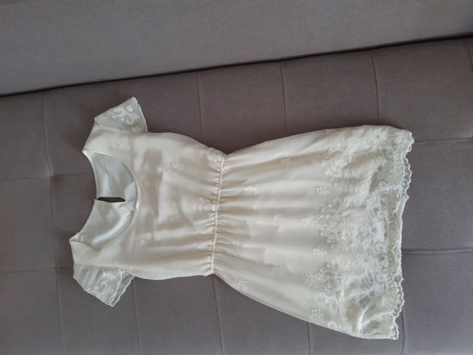 Rochie Bershka S/M ivory scurta