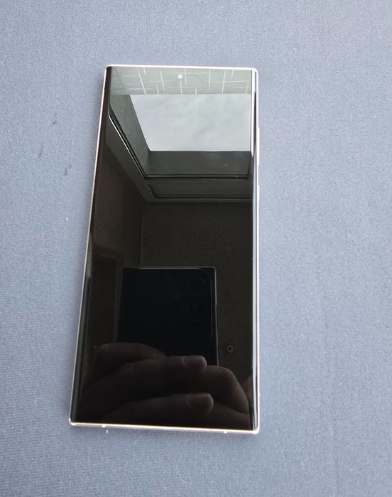 Samsung Galaxy s23 Ultra 5G  256GB.