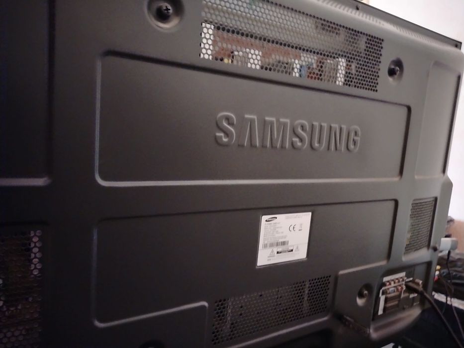 Телевизор самсунг диагональ 43