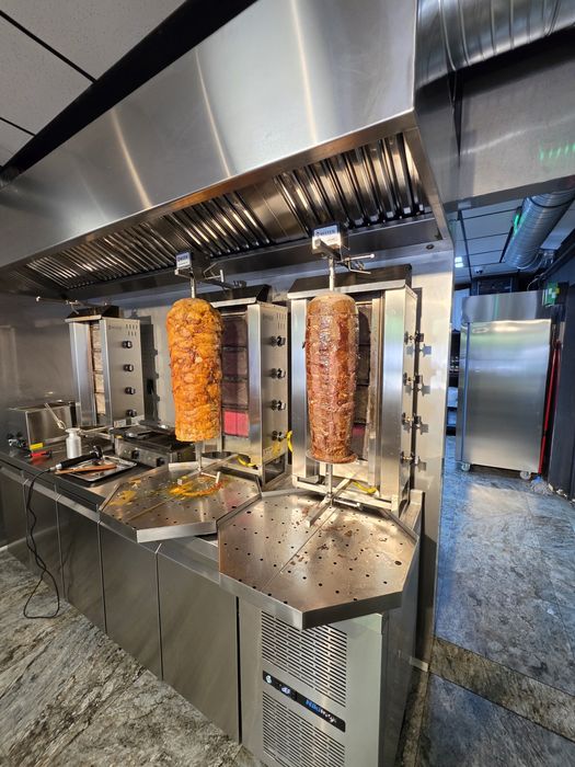 Afacere Fast-Food Premium la cheie | Totul NOU | Investiție recentă | Echipare completă Bulevardul Timișoara 59 drumul taberei .aproape de plazza