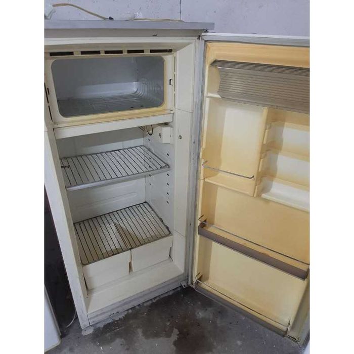 Холодильник Арзон нархда ишлиди