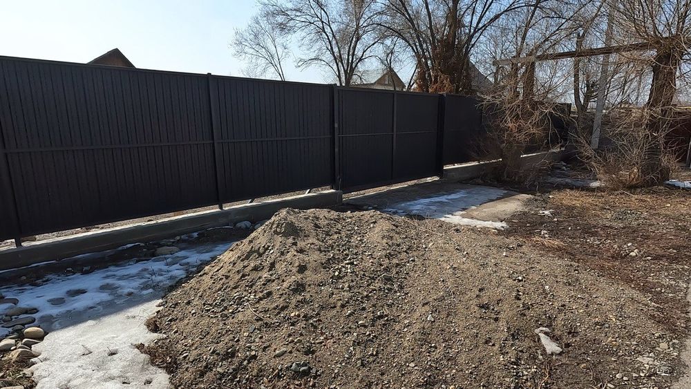 Участок на хуторе в городе