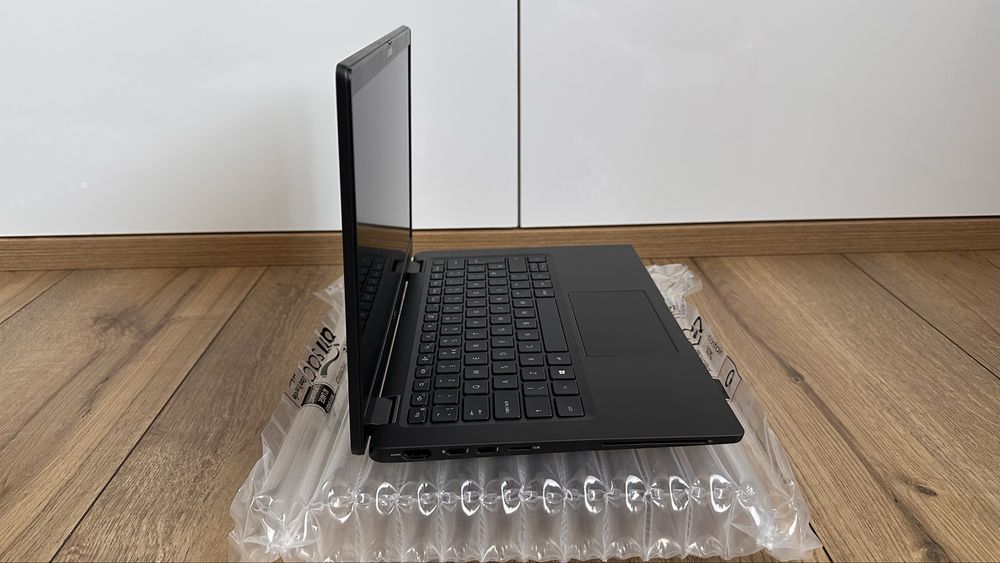 Лаптоп Dell Latudite 7310 FHD 13.3” / Intel i7- 10610U 16GB RAM 256GB SSD / Windows 11 Pro