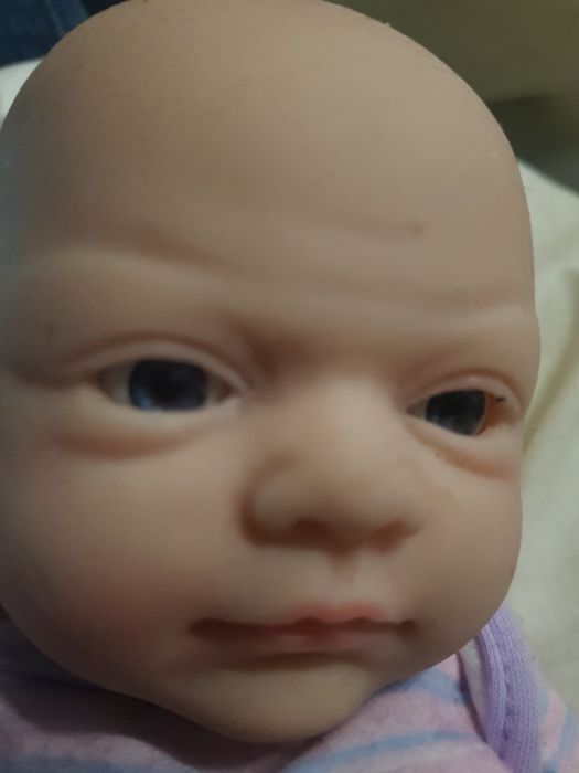 Papusa realista,moale din silicon 30cm