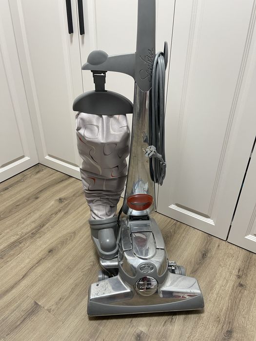 Пылесос Kirby в отличном состоянии