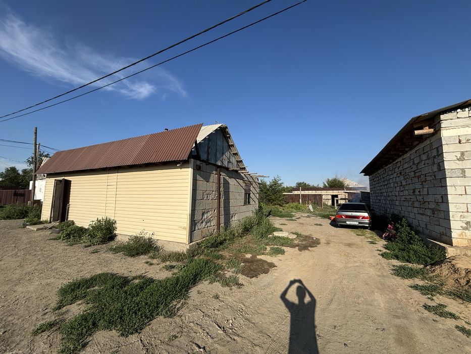 Продам дом с магазином