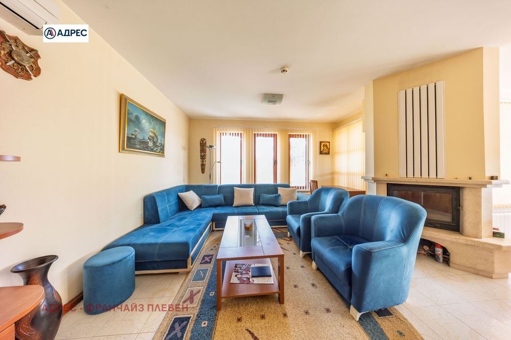 Продава се Къща в с. Згалево, Област Плевен - 328 кв.м за 1372 €/кв.м - Снимка #10