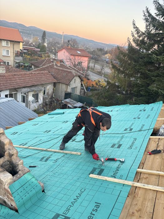 Ремонт на покриви Хидроизолация Изграждане на навеси Тенекеджийски усл