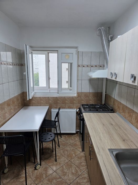 Închiriez apartament 3 camere Sos Giurgiului