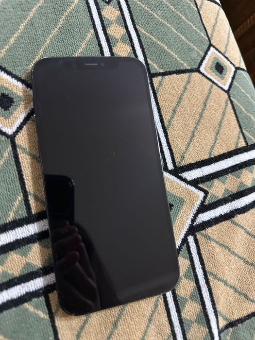 Продам iphone 12 pro