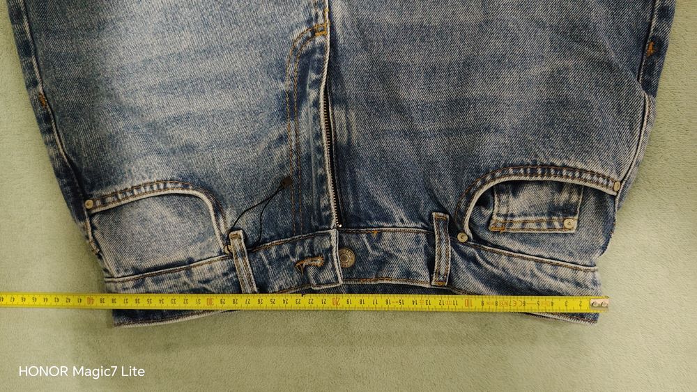 Blugi cu crac drept mărimea 36- 38