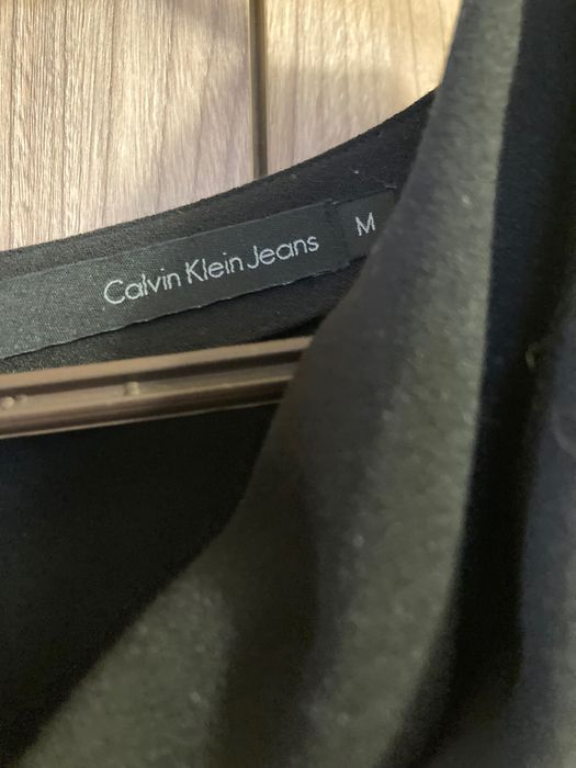Уникална рокля на calvin klein