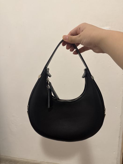 Женская сумка черная