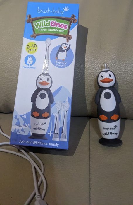 Periuta de dinti electrica reincarcabila Pinguin