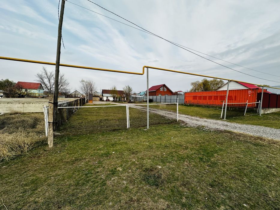 Продажа дома в районе РТС (15 соток)