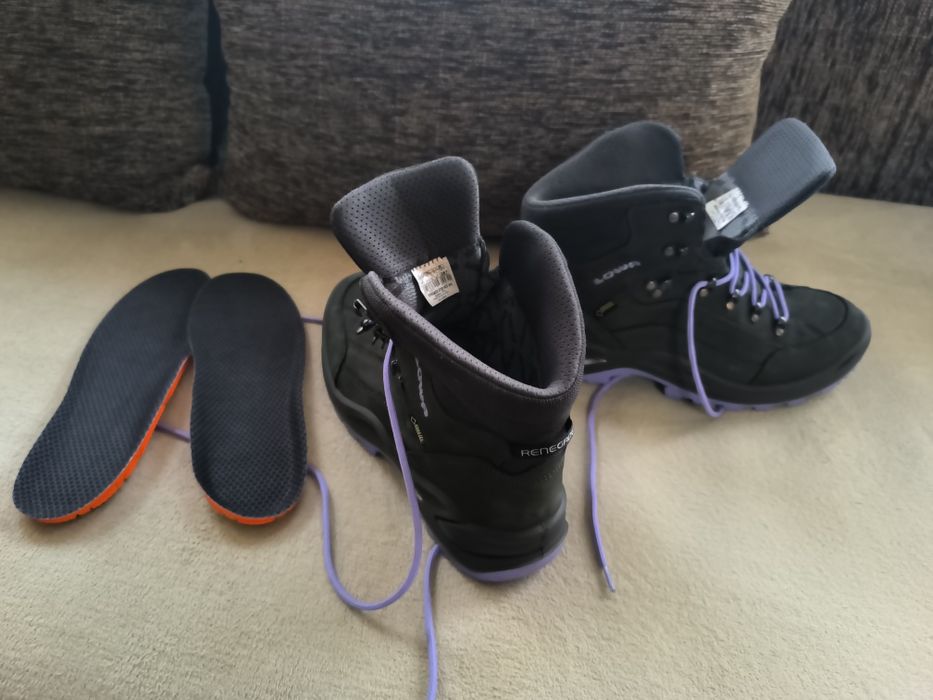 Ghete munte 44.5 Lowa Renegate GTX Miid Gore-Tex. Echipament munte.