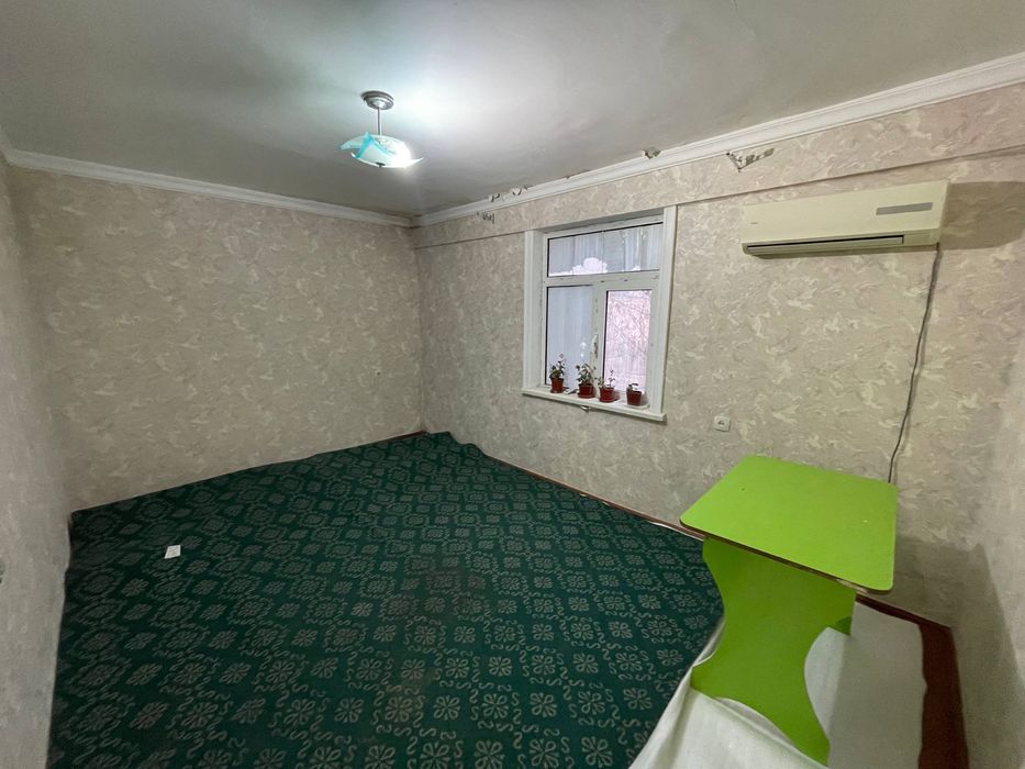 Srocno sotiladi 2honali uy caravan oldida