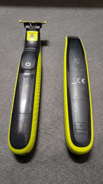 PHILIPS OneBLADE Aparat de Barberit fuctionale 50 lei bucata