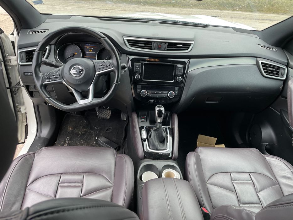 Nissan Qashqai 1.3 DIG-T двигател HR13DDT 160 кс. автоматик, панорама