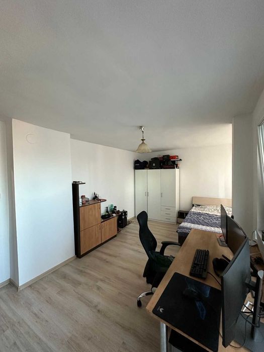 Дава се под наем Тристаен апартамент в Варна, Колхозен пазар - 70 кв.м за 450 € - Снимка #2