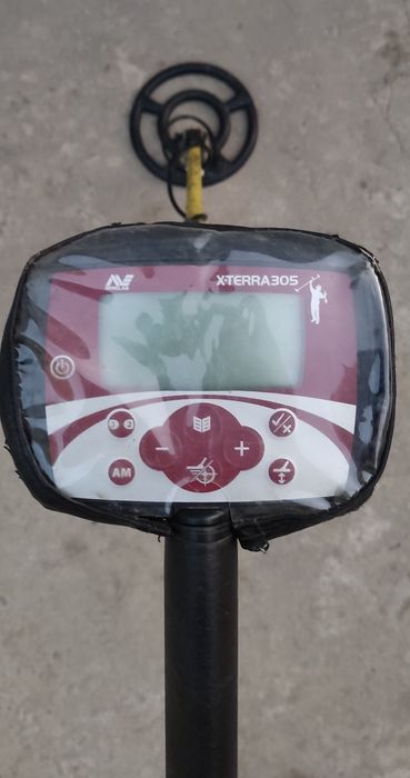 Металлоискатель Minelab X-terra 305