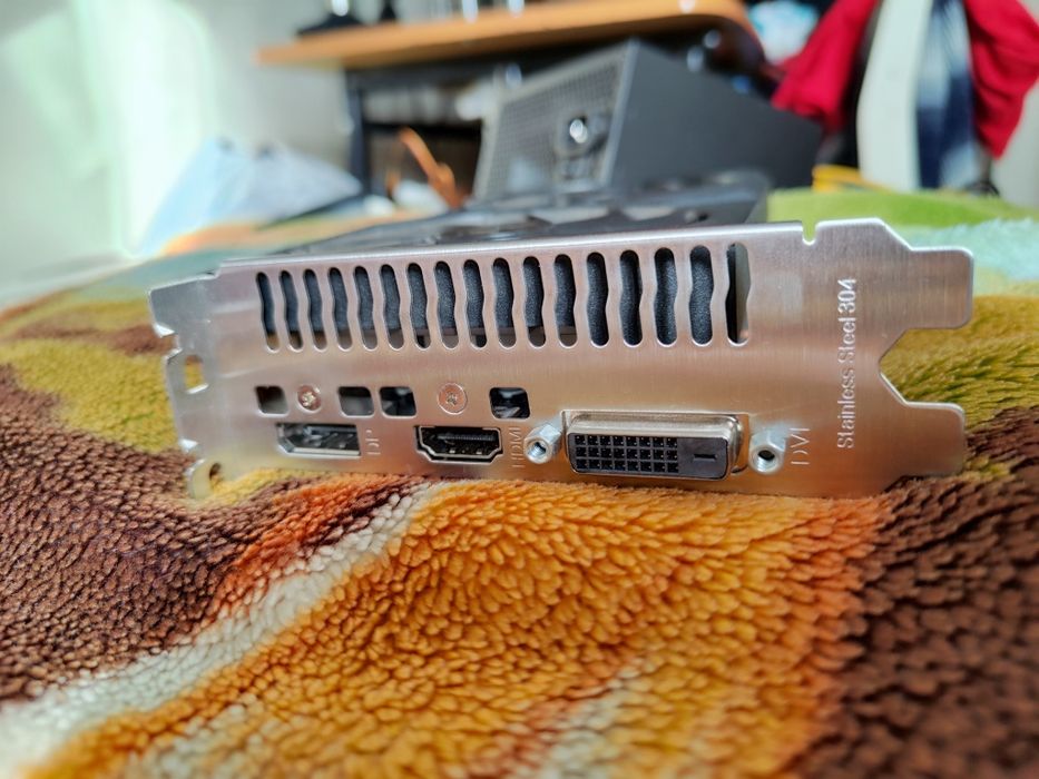 Продам видеокарту GTX 1650