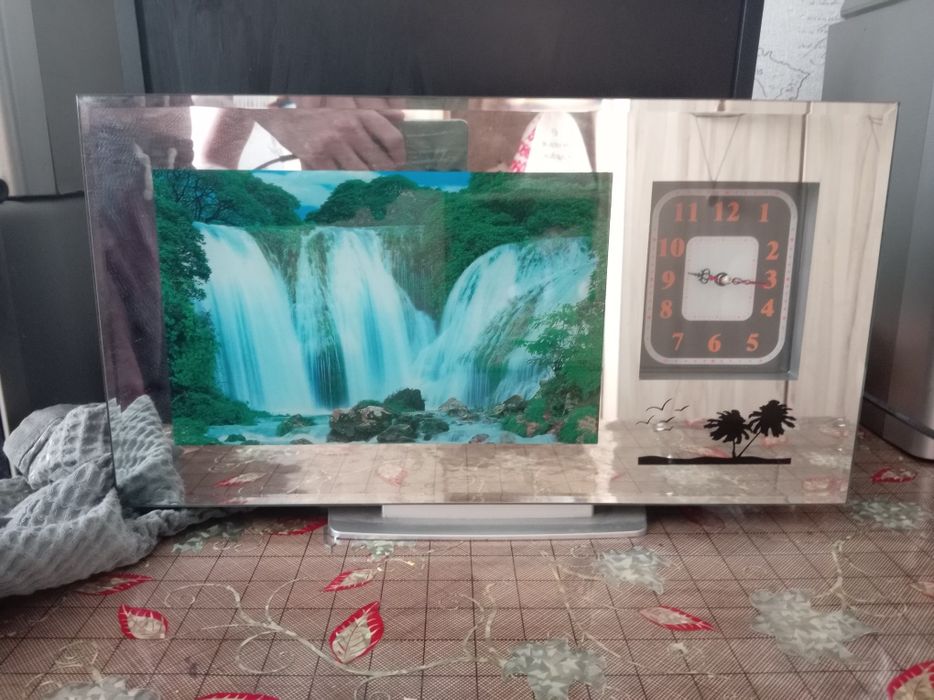 Часы Декоративные