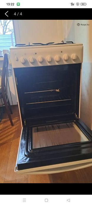 Продам газ плиту