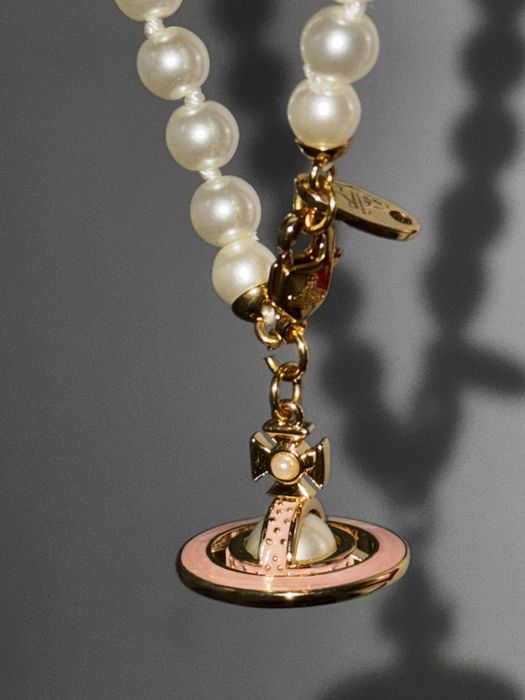 Vivienne Westwood pearl choker gold hardware, чисто нов, неносен