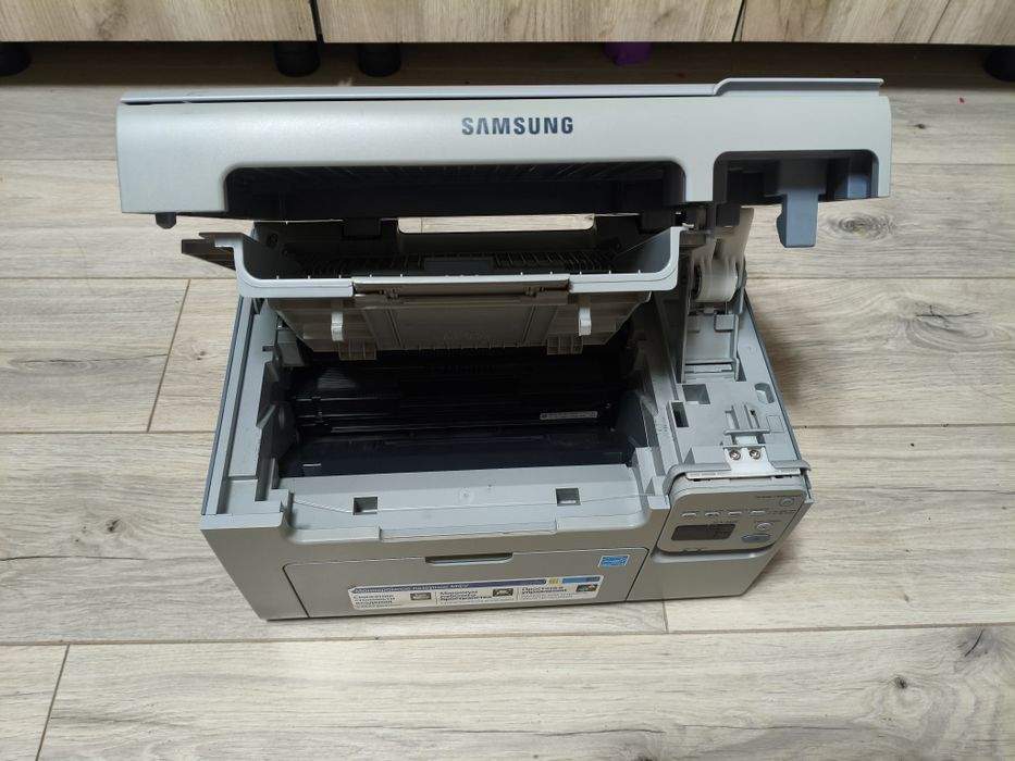Продам принтер Samsung 3400.