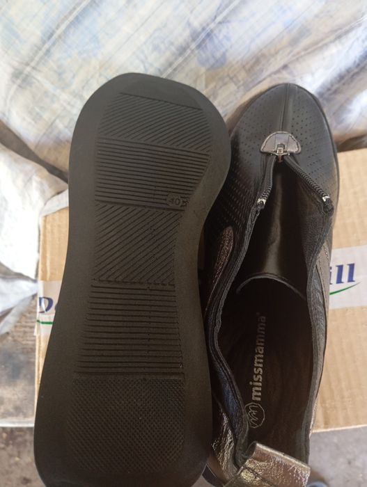 Продается женские туфли 40раз