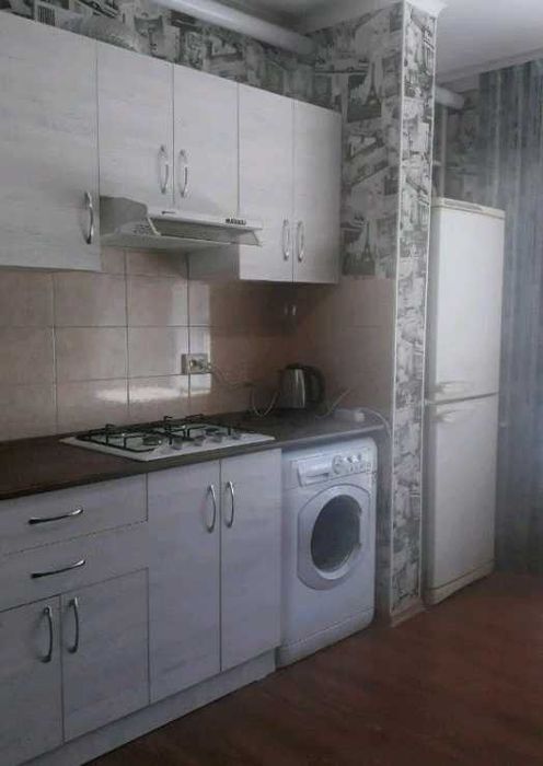 Дава се под наем Двустаен апартамент в Пловдив, Център - 57 кв.м за 285.6 € - Снимка #3