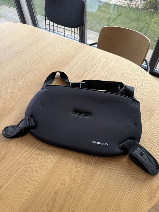 Deviator centura auto pentru gravide