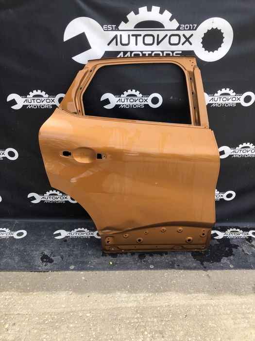 Usa portiera dreapta spate Renault Captur de la 2021