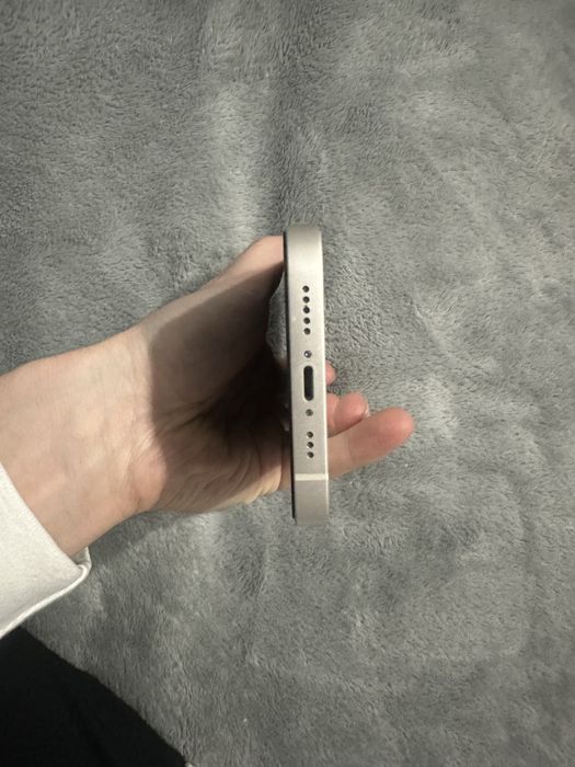 IPHONE 13 128gb в белом цвете