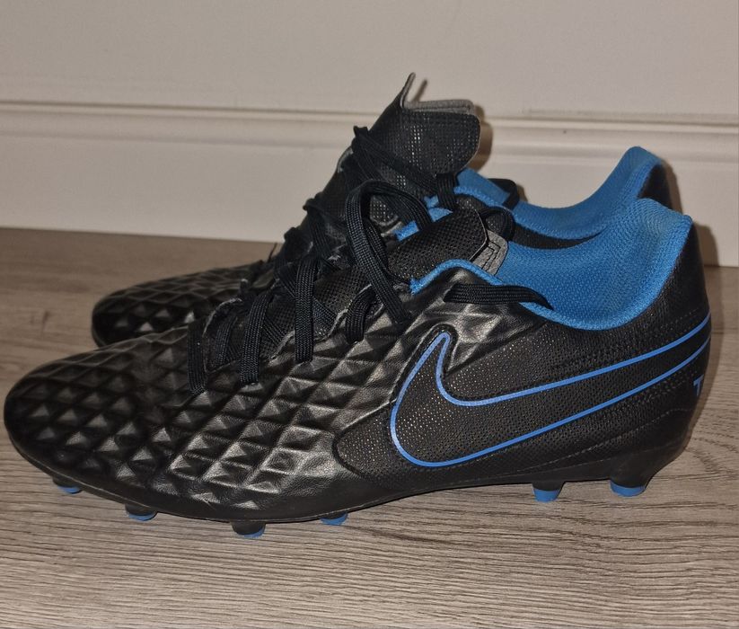 Ghete Fotbal Nike Tiempo Legend 8 MG/AG – Stare Foarte Bună – Mărimea 40