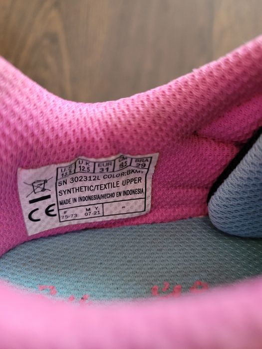 Skechers nr.31 cu 20.5 cm